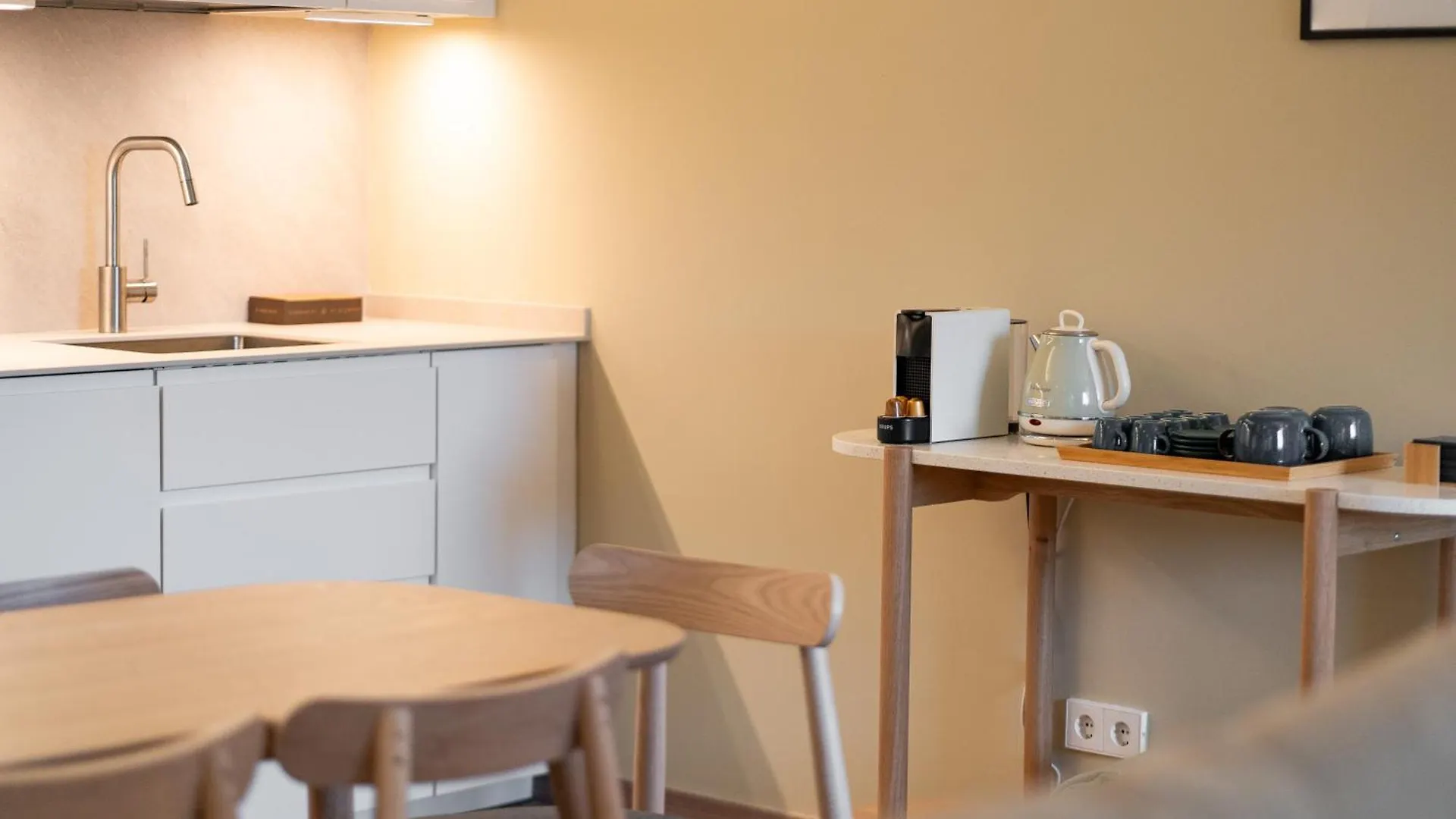 Flateli Pelayo H7 Apartment Barcelona Spain