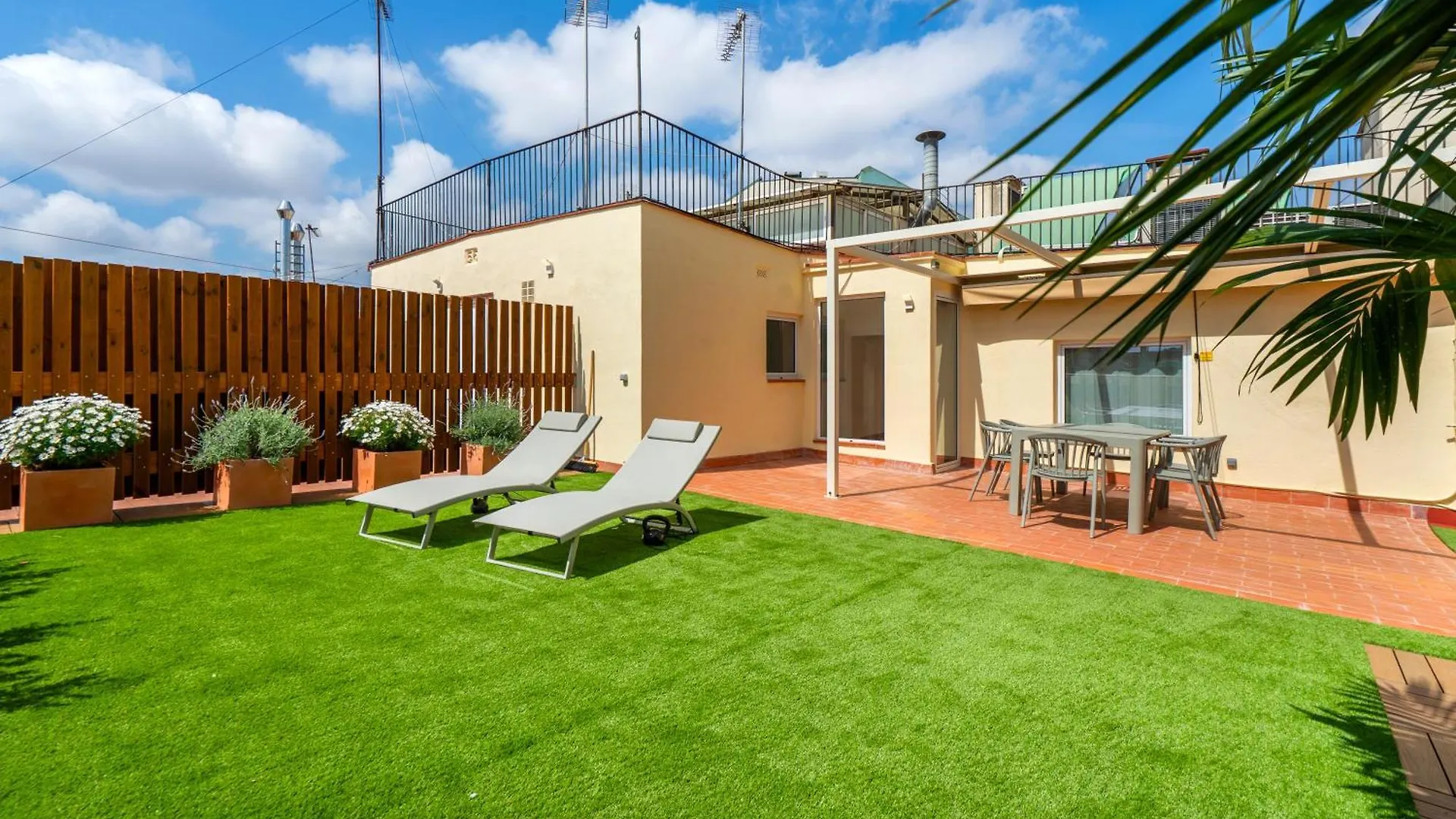 Flateli Pelayo H7 Apartment Barcelona Spain
