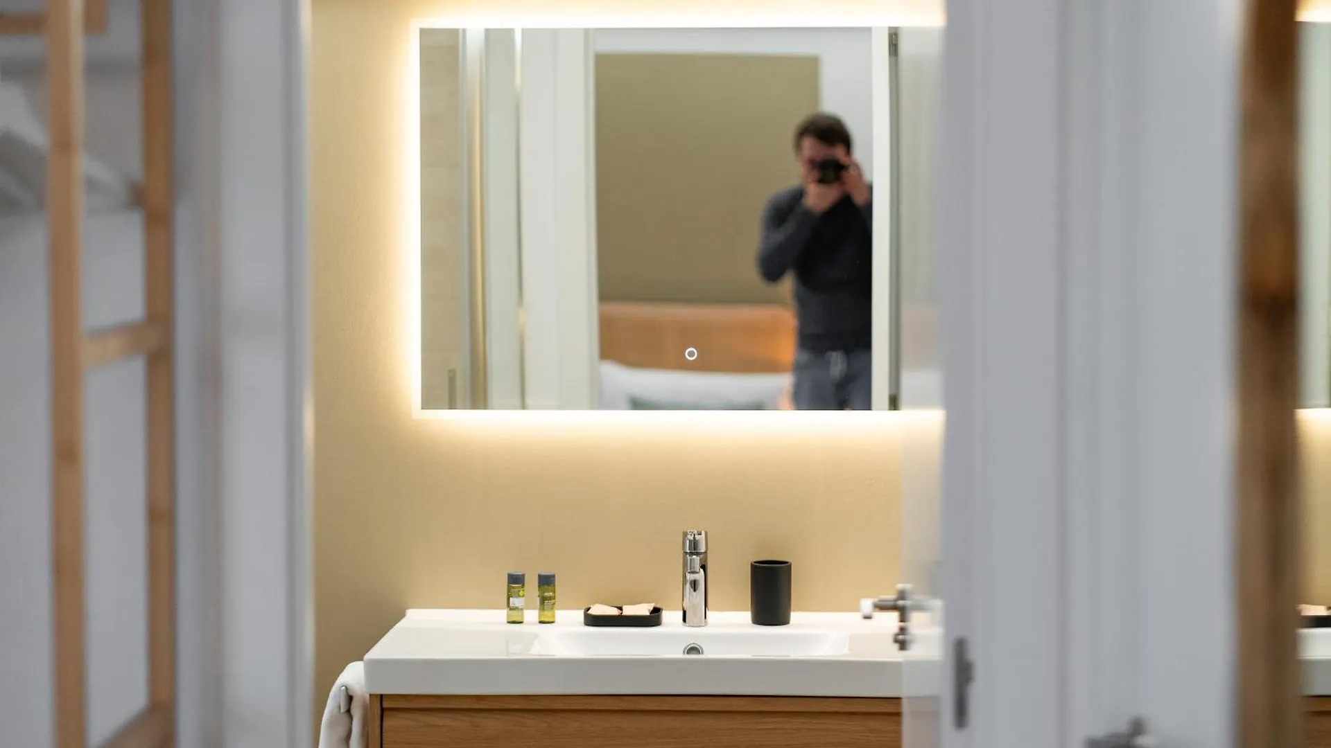 Flateli Pelayo H7 Apartment Barcelona
