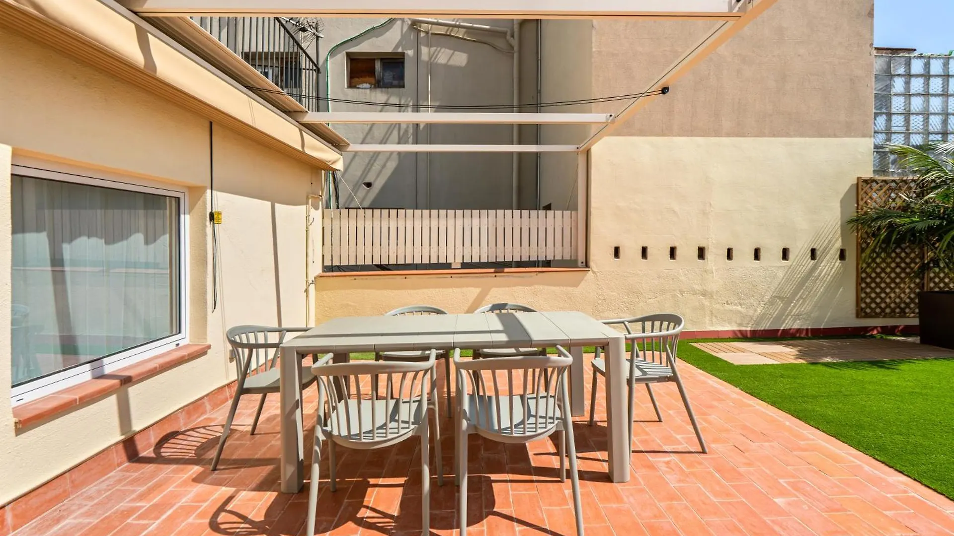 Flateli Pelayo H7 Apartment Barcelona